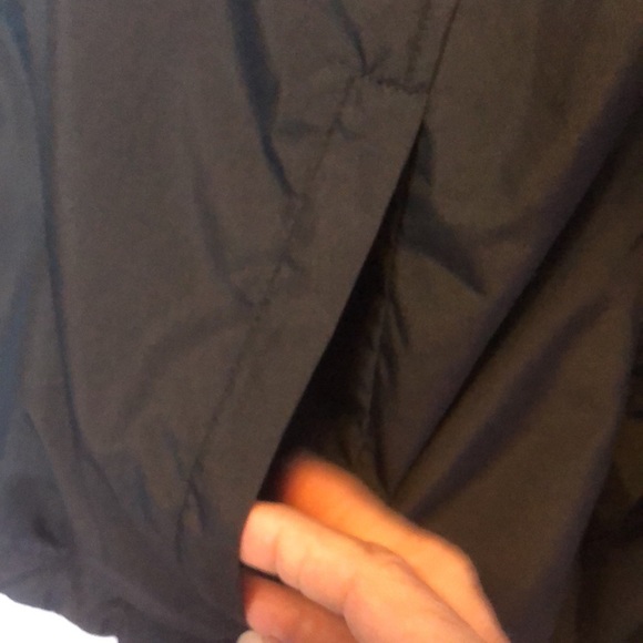 CHAMPION REVERSIBLE BLACK/RED FLEECE & NYLON HOODIE/JACKET • sz M - Picture 9 of 17